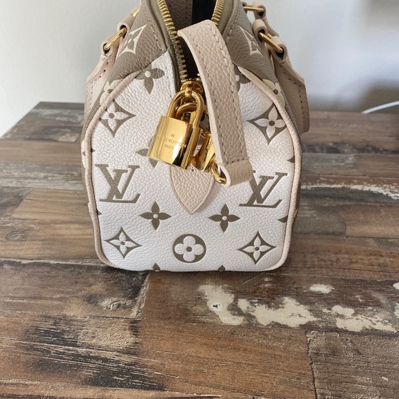 Louis Vuitton Empreinte Speedy 20 Bandouliere Kaki - Picture 8 of 10